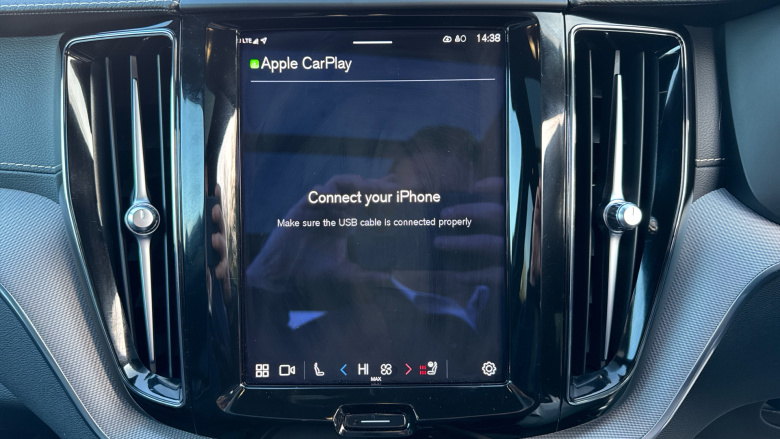 Volvo Xc60 2.0 T8 455 Recharge PHEV R DESIGN Pro 5dr AWD Auto Estate